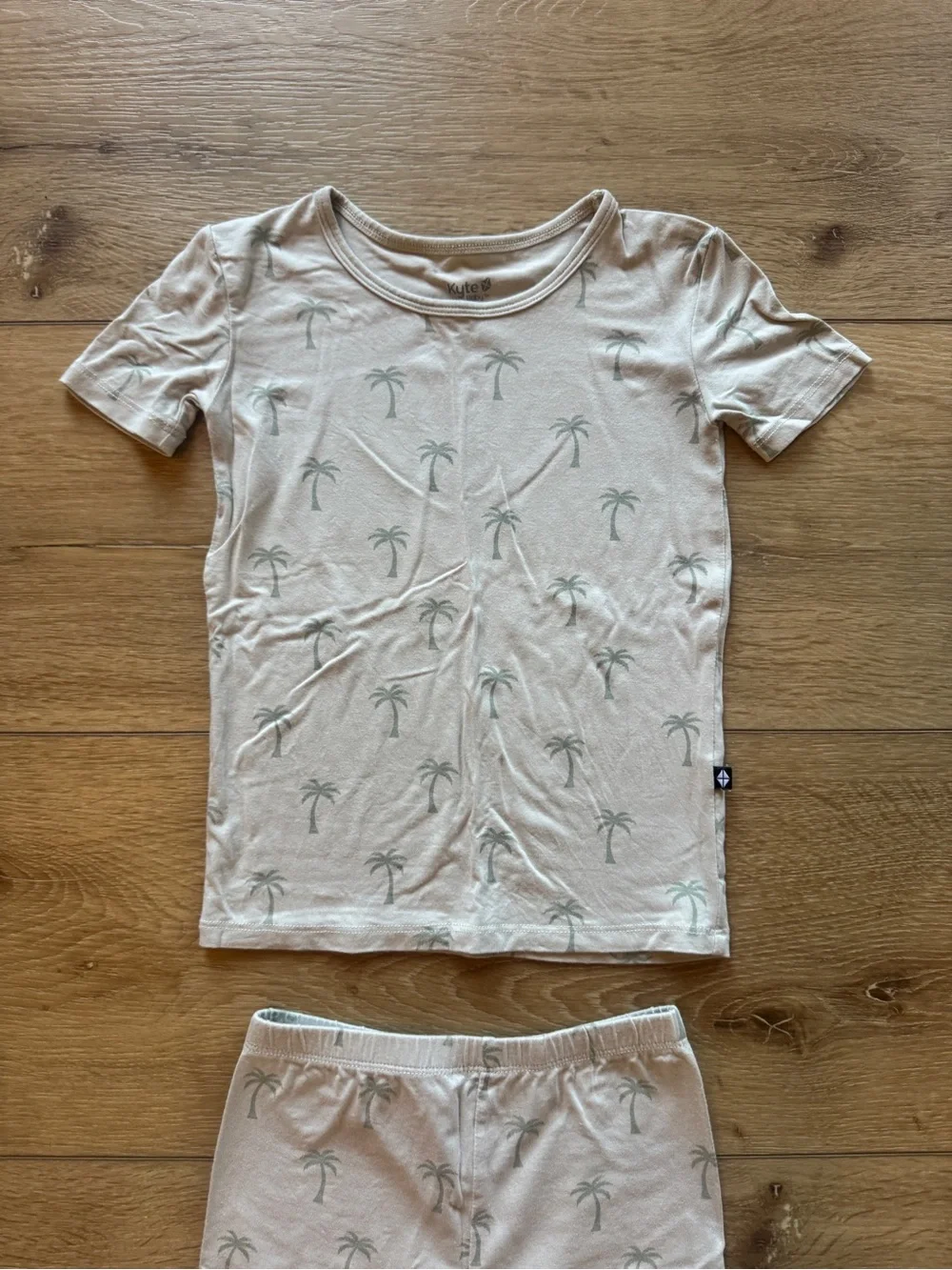 Kyte BABY Cream Short-Sleeve Palm Tree Pajama Set